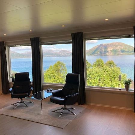Villa Fantastic View, Quiet And Relaxing By The Sea à Kvaloya Extérieur photo