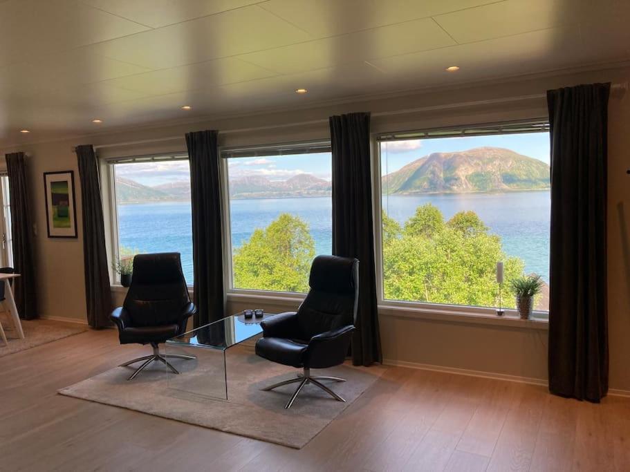 Villa Fantastic View, Quiet And Relaxing By The Sea à Kvaloya Extérieur photo